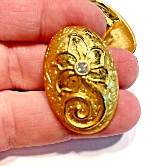 Clip On Earrings Chunky Gold Textured Ovals Y2K Boss Lady Mod Floral Rhinestones - Picture 3 of 7